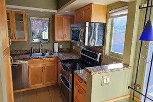 2822 Prosch Ave W, Seattle, WA 98119 - Photo 16