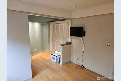 2822 Prosch Avenue W, Seattle, WA 98119 - Photo 22