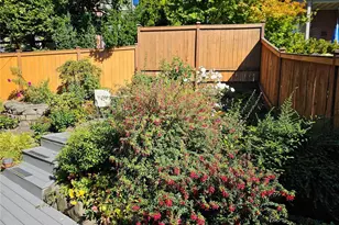 2822 Prosch Ave W, Seattle, WA 98119 - Photo 8