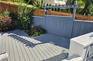 2822 Prosch Ave W, Seattle, WA 98119 - Photo 6