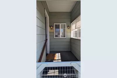 18501 52nd Avenue W #6, Lynnwood, WA 98037 - Photo 2