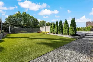 9135 NE 19th St, Clyde Hill, WA 98004 - Photo 36