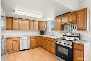 1885 SW Bay St, Port Orchard, WA 98366 - Photo 16