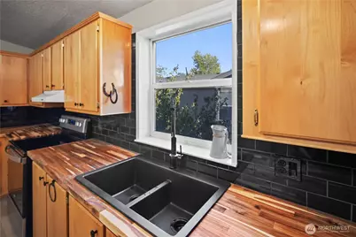 3211 W Wapato Drive #1, Moses Lake, WA 98837 - Photo 8