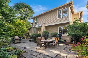 27131 SE 25th Pl, Sammamish, WA 98075 - Photo 34