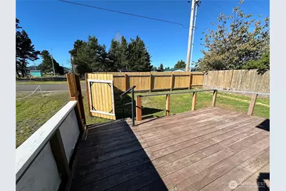 26206 R Street, Ocean Park, WA 98640 - Photo 2