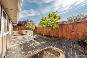 947 E Cedar St, Sequim, WA 98382 - Photo 22