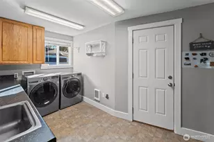 11621 Farwest Dr SW, Lakewood, WA 98498 - Photo 24