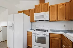 537 Burger Pl, Enumclaw, WA 98022 - Photo 12