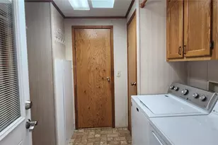 5900 64th St NE, Marysville, WA 98270 - Photo 14