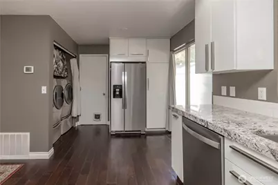 9002 65th Avenue E, Puyallup, WA 98371 - Photo 8