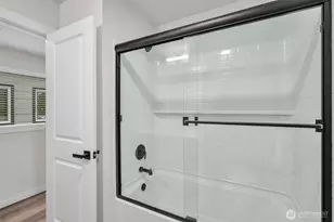 15613 Admiralty Way, Lynnwood, WA 98087 - Photo 16