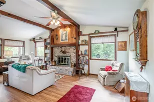 2909 13th St SW, Puyallup, WA 98373 - Photo 4