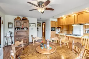 2909 13th St SW, Puyallup, WA 98373 - Photo 8