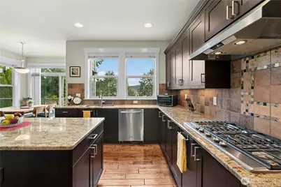 2744 NW Pine Cone Place, Issaquah, WA 98027 - Photo 6