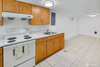 2305 24th Avenue S, Seattle, WA 98144 - Photo 18