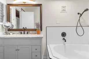 170 E Camus Dr, Shelton, WA 98584 - Photo 28