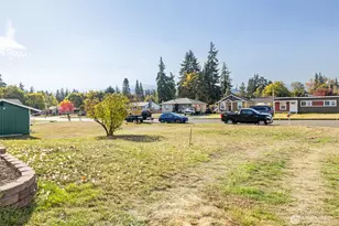 817 W 13th St, Port Angeles, WA 98363 - Photo 6