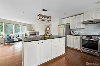 5731 186th Place SW #A, Lynnwood, WA 98037 - Photo 6