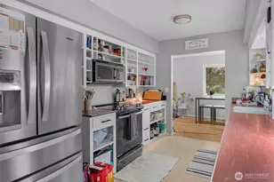 5907 88th St NE, Marysville, WA 98270 - Photo 10