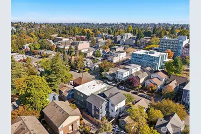 5259 Brooklyn Avenue NE, Seattle, WA 98105 - Photo 38