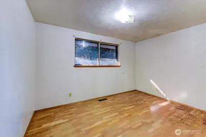 1025 E 53rd Street, Tacoma, WA 98404 - Photo 8