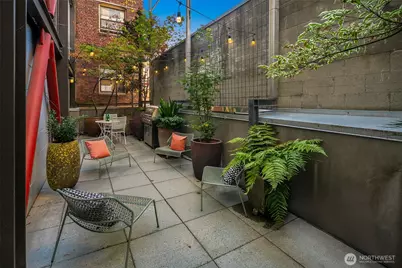 1310 E Union Street #202, Seattle, WA 98122 - Photo 14