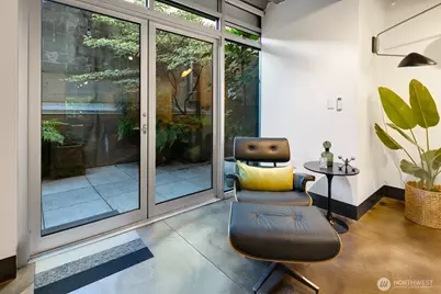 1310 E Union Street #202, Seattle, WA 98122 - Photo 6