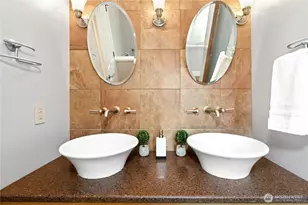 15865 Northup Way, Bellevue, WA 98008 - Photo 24