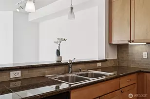 1501 Tacoma Ave S, Tacoma, WA 98402 - Photo 10