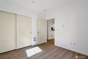 530 4th Ave W, Seattle, WA 98119 - Photo 20