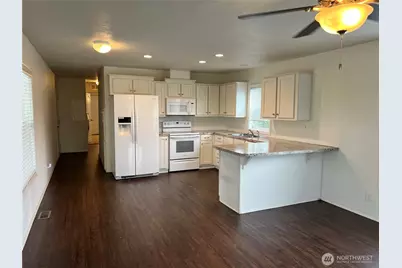 2101 S 324th Street #98, Federal Way, WA 98003 - Photo 10