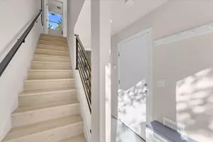 1602 E Marion St, Seattle, WA 98122 - Photo 14