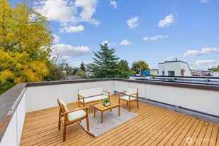 1722 NW 60th St, Seattle, WA 98107 - Photo 4