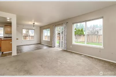 12805 169th Street Ct E, Puyallup, WA 98374 - Photo 4