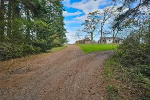 4200 Sharpe Ln, Anacortes, WA 98221 - Photo 34