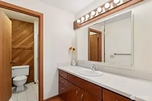 5019 E Mercer Way, Mercer Island, WA 98040 - Photo 14