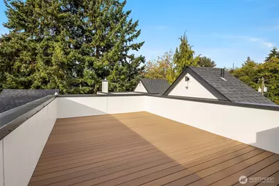 10827 11th Avenue NE, Seattle, WA 98125 - Photo 18