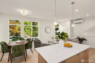 10827 11th Ave NE, Seattle, WA 98125 - Photo 4