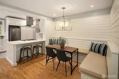 4422 Montana Circle W, Seattle, WA 98199 - Photo 10