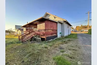 219 Mossyrock Avenue, Mossyrock, WA 98564 - Photo 2