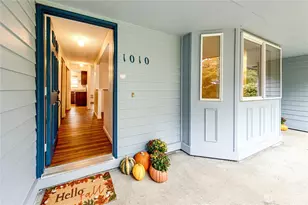 1010 Olympus Ave, Port Angeles, WA 98362 - Photo 2