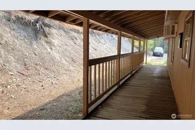 25619 Camp 12 Rd, Leavenworth, WA 98826 - Photo 16