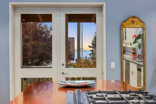 4712 SW Brace Point Dr, Seattle, WA 98136 - Photo 20