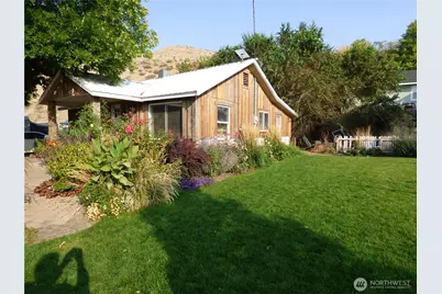 304 Pearl Street, Pateros, WA 98846 - Photo 6