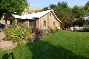 304 Pearl St, Pateros, WA 98846 - Photo 6