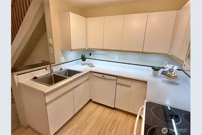 11130 SE 208th Street #A204, Kent, WA 98031 - Photo 12