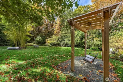 5815 NE Baker Hill Road, Bainbridge Island, WA 98110 - Photo 36