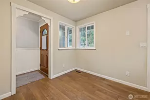 4281 Northgate Dr, Oak Harbor, WA 98277 - Photo 4