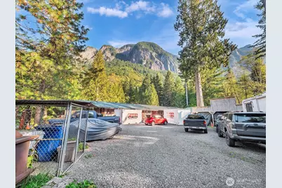 7822 Moon Valley Road SE, North Bend, WA 98045 - Photo 16